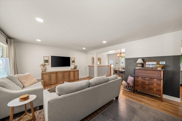 2804 E 39th Ave, Spokane, WA 99223 - living area featuring recessed lighting and a chandelier