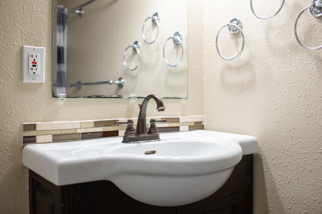 10021 N Whittier St, Spokane, WA 99218 - bathroom with vanity and a textured wall