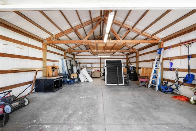 10021 N Whittier St, Spokane, WA 99218 - garage with metal wall