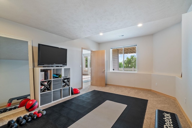 5506 S Southview Ln, Spokane, WA 99223 - exercise area with carpet floors, a textured ceiling, and recessed lighting