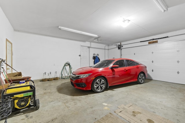 7905 W Seven Mile Rd, Nine Mile Falls, WA 99026 - view of garage