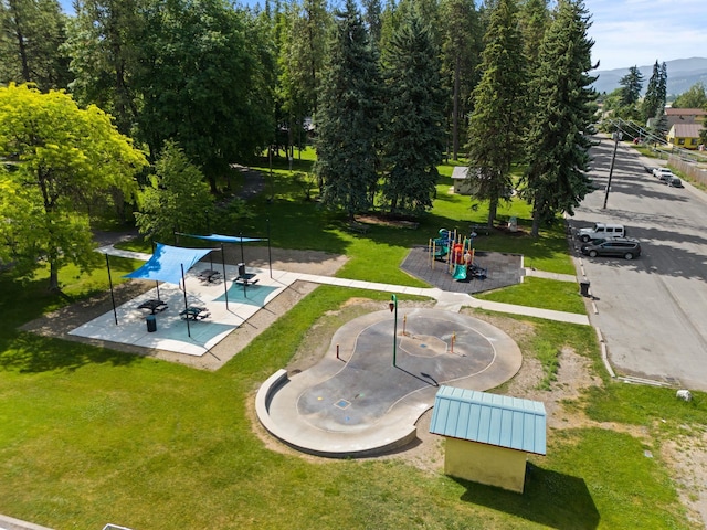 561 E Forest Ave, Colville, WA 99114 - view of grassy yard featuring a mountain view