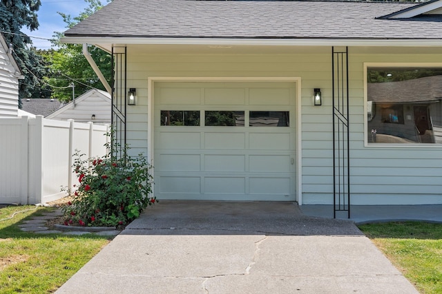 2917 W Dalton Ave, Spokane, WA 99205 - garage with concrete driveway
