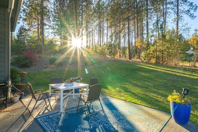 404 W Trail Ridge Ct, Spokane, WA 99224 - view of patio featuring outdoor dining space