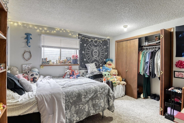 5022 W Garden Springs Ave Unit 5024W, Garden Springs, Spokane, WA 99224 - carpeted bedroom featuring a closet and a textured ceiling