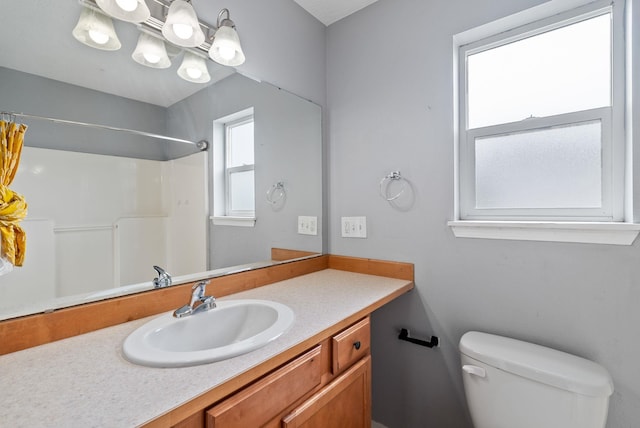 724 E Joshua Dr, Medical Lake, WA 99022 - full bathroom featuring vanity and curtained shower