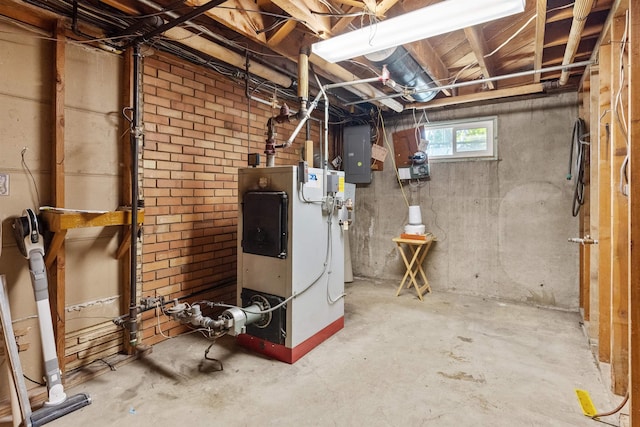 3205 W Hoffman Ave, Spokane, WA 99205 - below grade area with electric panel