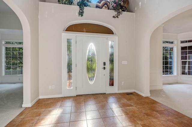 16417 N Napa Ln, Spokane, WA 99208 - entrance foyer with carpet and arched walkways