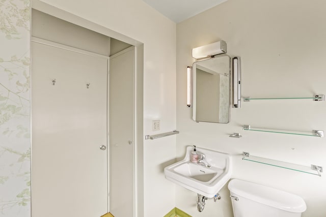 3717 E 17th Ave, Spokane, WA 99223 - bathroom featuring toilet and a sink