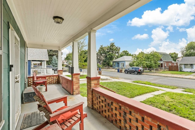 524 W Montgomery Ave, Spokane, WA 99205 - covered porch with a residential view