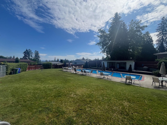 10520 N College Cir, Spokane, WA 99218 - view of pool featuring a patio area and a fenced backyard