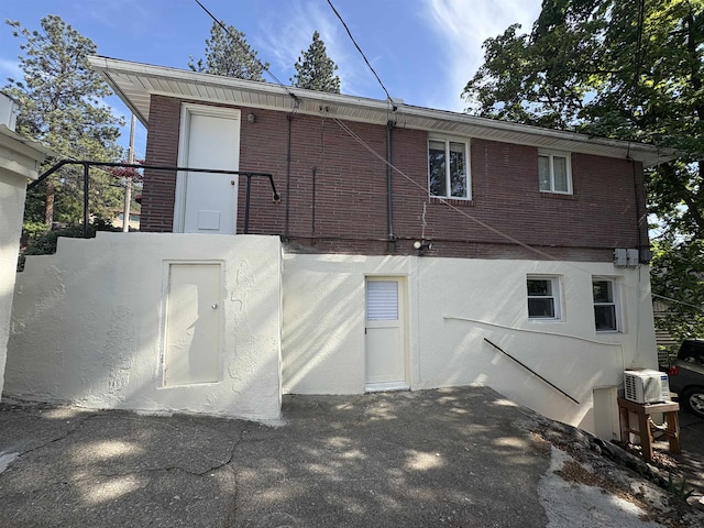 820/828 W 11th Ave, Spokane, WA 99204 - rear view of house with brick siding