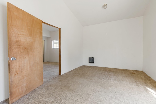 405 W 5th St, Sprague, WA 99204 - carpeted empty room featuring vaulted ceiling