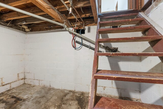 405 W 5th St, Sprague, WA 99204 - view of unfinished below grade area