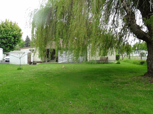 210 W Bartlett St, Oakesdale, WA 99158 - view of green lawn