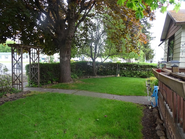 210 W Bartlett St, Oakesdale, WA 99158 - view of yard