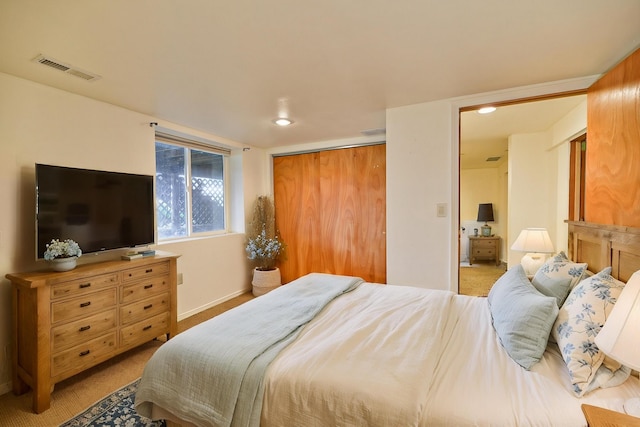 42325 N Sylvan Rd, Elk, WA 99009 - bedroom featuring light colored carpet, a closet, and recessed lighting
