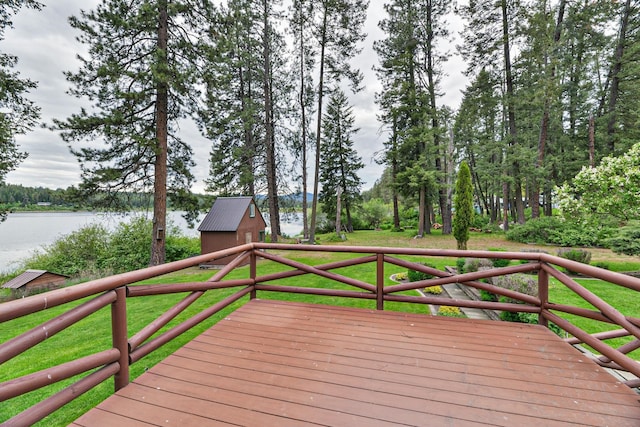 42325 N Sylvan Rd, Elk, WA 99009 - wooden terrace featuring a water view