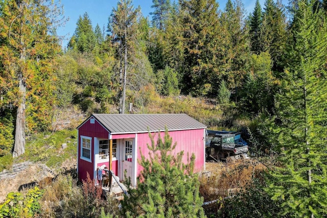 3401 Red Marble Rd, Chewelah, WA 99109