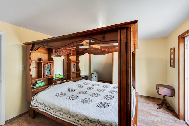 882 Diamond Creek Rd, Newport, WA 99156 - bedroom featuring light wood-type flooring
