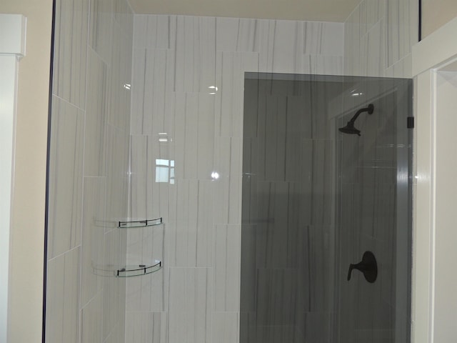 516 SW Alder St, Wilbur, WA 99185 - bathroom view of tiled shower