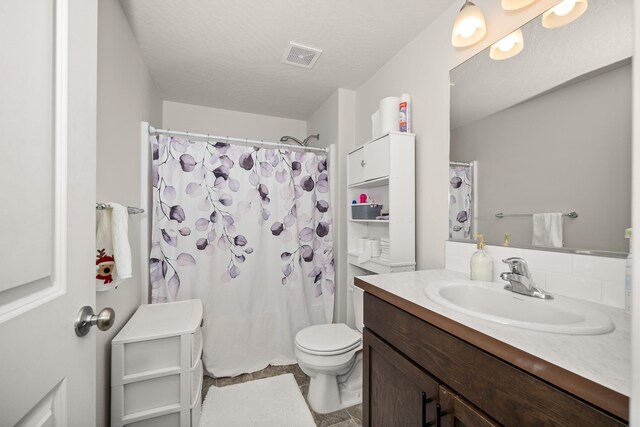 14520 E Everett Ct, Spokane Valley, WA 99216 - bathroom featuring vanity and curtained shower