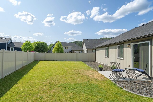 14520 E Everett Ct, Spokane Valley, WA 99216 - fenced backyard with a residential view and a patio area