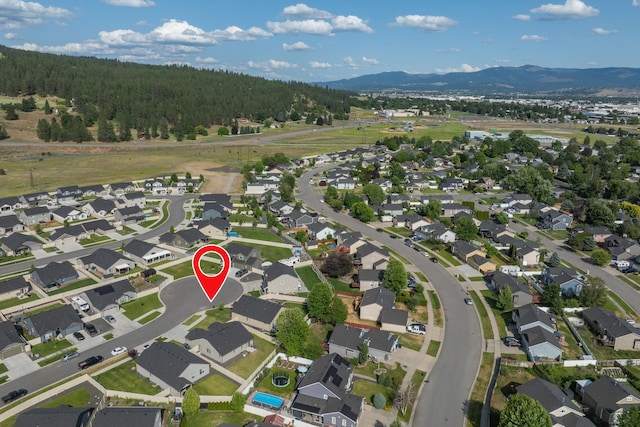 14520 E Everett Ct, Spokane Valley, WA 99216 - aerial view of property and surrounding area with nearby suburban area