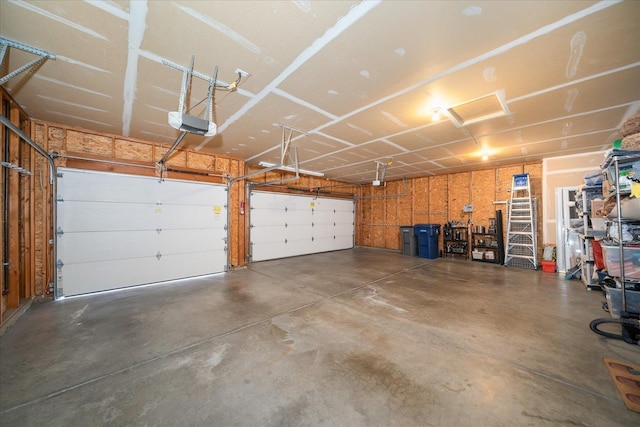 8422 E Sandlewood Ln, Spokane, WA 99217 - garage with a garage door opener