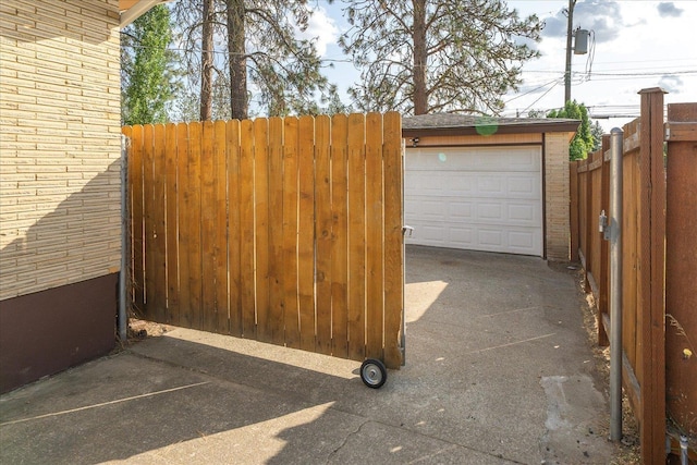 5615 N Forest Blvd, Spokane, WA 99205 - view of detached garage