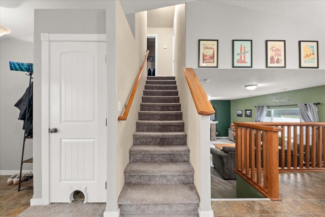 4031 S Bates Rd, Spokane Valley, WA 99206 - stairway featuring baseboards