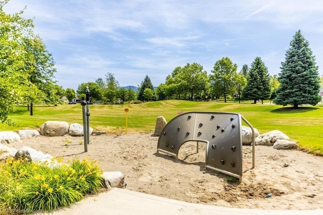 20051 E Meyers Ave, Liberty Lake, WA 99019 - view of grassy yard with view of wooded area