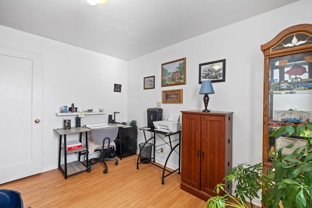 5204 N Belt St, Spokane, WA 99205 - office with light wood-type flooring