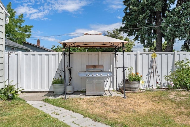 5204 N Belt St, Spokane, WA 99205 - fenced backyard featuring a gazebo