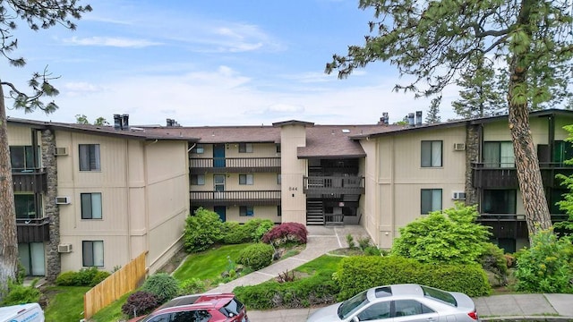 844 W Cliff Dr Unit 206, Spokane, WA 99204 - view of building exterior