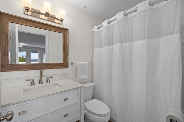 844 W Cliff Dr Unit 206, Spokane, WA 99204 - full bath with vanity and a shower with curtain