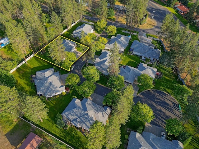 8410 N Pine Meadows Ln, Nine Mile Falls, WA 99026 - aerial view of residential area featuring property parcel outlined