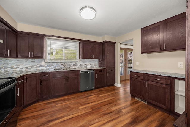 12925 E Valleyway Ave, Spokane Valley, WA 99216 - kitchen featuring appliances with stainless steel finishes, dark wood finished floors, healthy amount of natural light, and backsplash