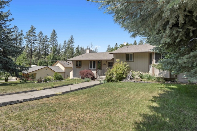 3114 W 20th Ave, Spokane, WA 99224 - view of front of property featuring a chimney and a front yard