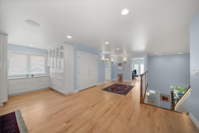 2605 S Cherrytree Ln, Spokane, WA 99203 - entryway featuring light wood finished floors and recessed lighting