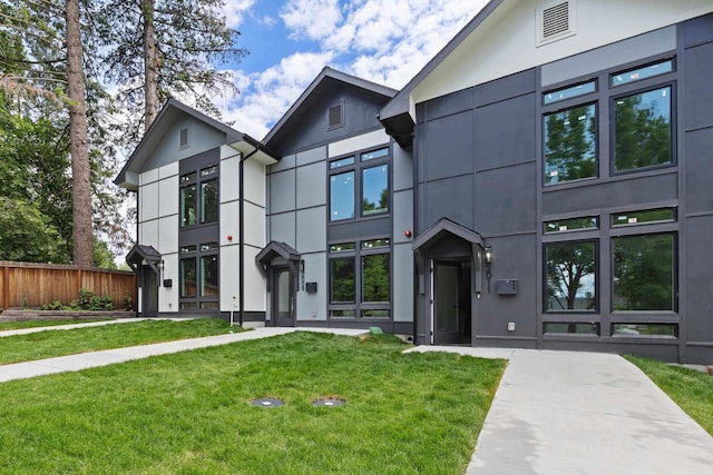 2009 W 9th Ave, Spokane, WA 99204 - contemporary home with stucco siding