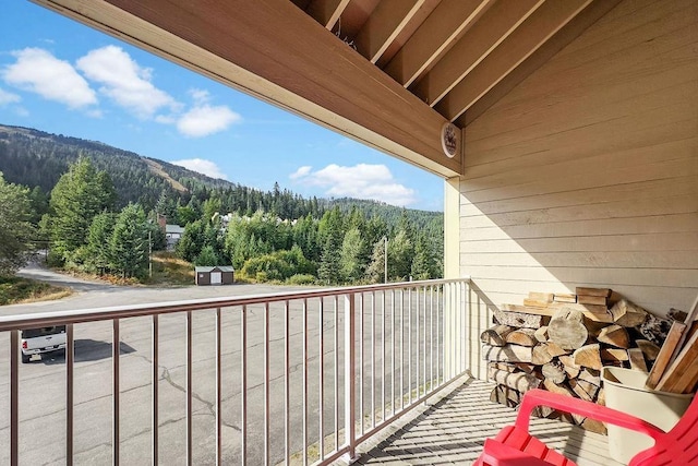 28600 N Mt Spokane Park Dr # 632, Mead, WA 99021 - balcony with a view of trees and a mountain view