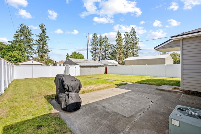 5204 N Maple St, Spokane, WA 99205 - fenced backyard featuring a patio area