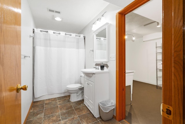 2106 E Turnberry Ln, Spokane, WA 99223 - full bathroom featuring vanity and toilet