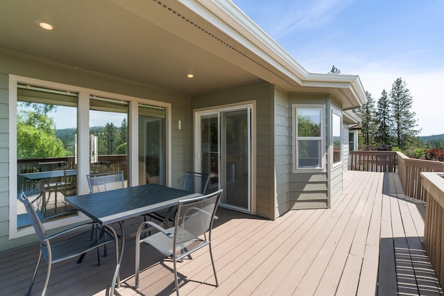 2106 E Turnberry Ln, Spokane, WA 99223 - wooden terrace with outdoor dining space