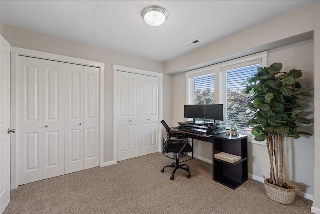 4213 S Cook St, Spokane, WA 99223 - carpeted home office with baseboards