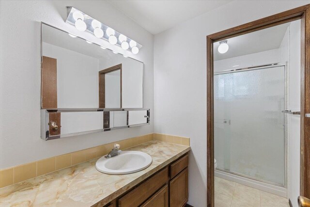 3810 S Moffitt Rd, Spokane Valley, WA 99206 - bathroom with vanity and a stall shower