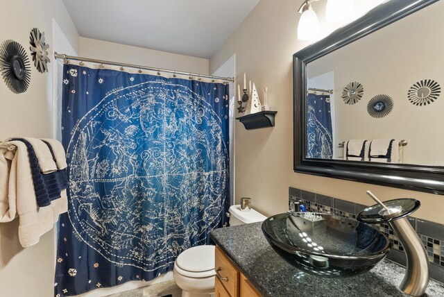 4812 S Wildwood Ln, Spokane, WA 99206 - bathroom with vanity and curtained shower
