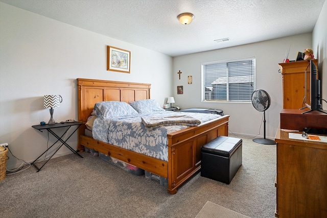 124 S Lone Tree Ave, Spokane Valley, WA 99016 - bedroom featuring light carpet and a textured ceiling