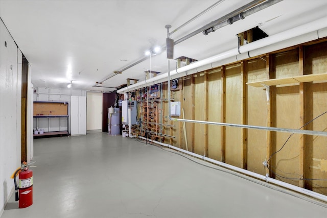 1102 S Buena Vista Dr, Spokane, WA 99224 - garage with water heater